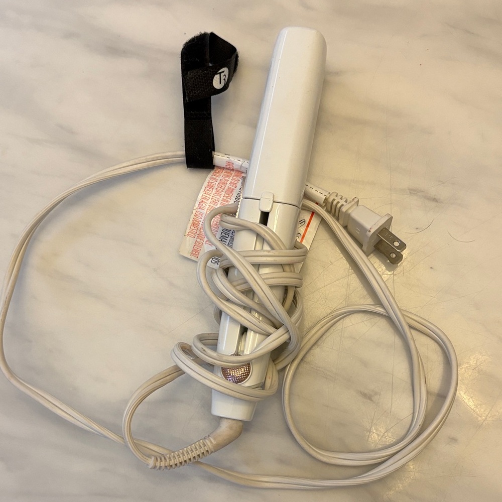 T3 Travel White Hair Straightener with Cord